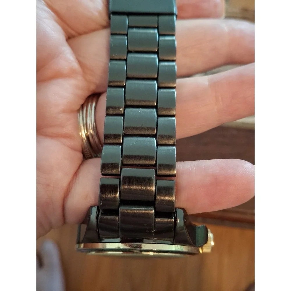 Merona FMDM251 48mm Mens Black Link Bracelet Watch With Goldtone Accents.